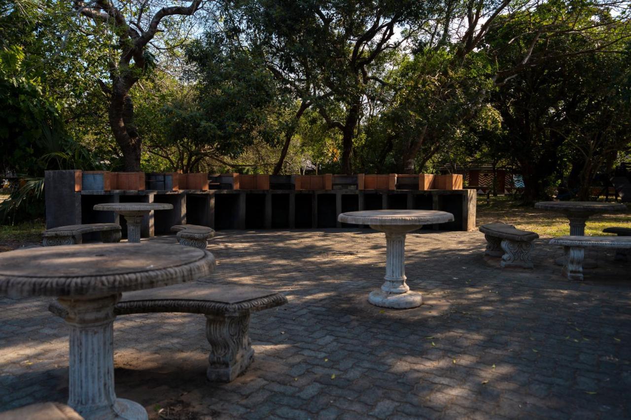 Gooderson Dumazulu Lodge Hluhluwe Exterior photo