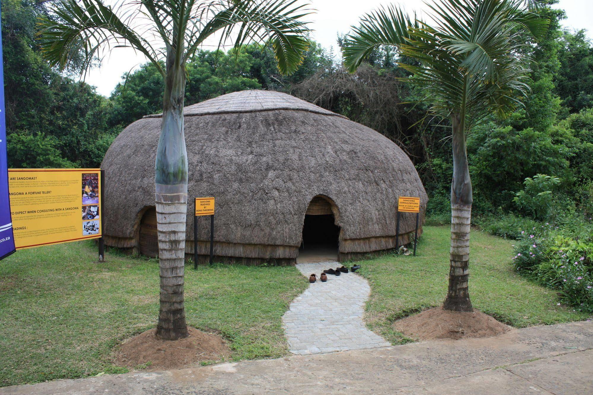 Gooderson Dumazulu Lodge Hluhluwe Exterior photo