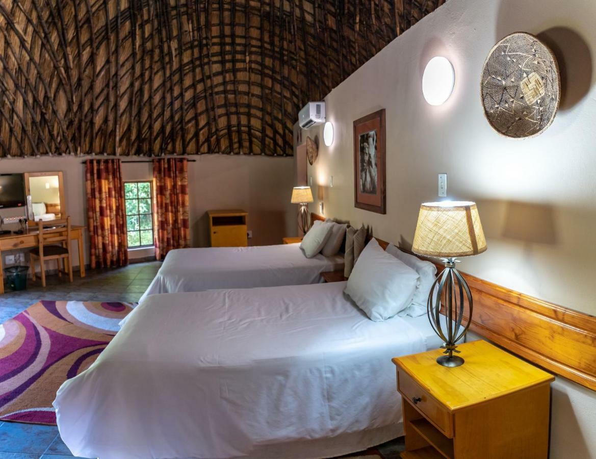 Gooderson Dumazulu Lodge Hluhluwe Exterior photo