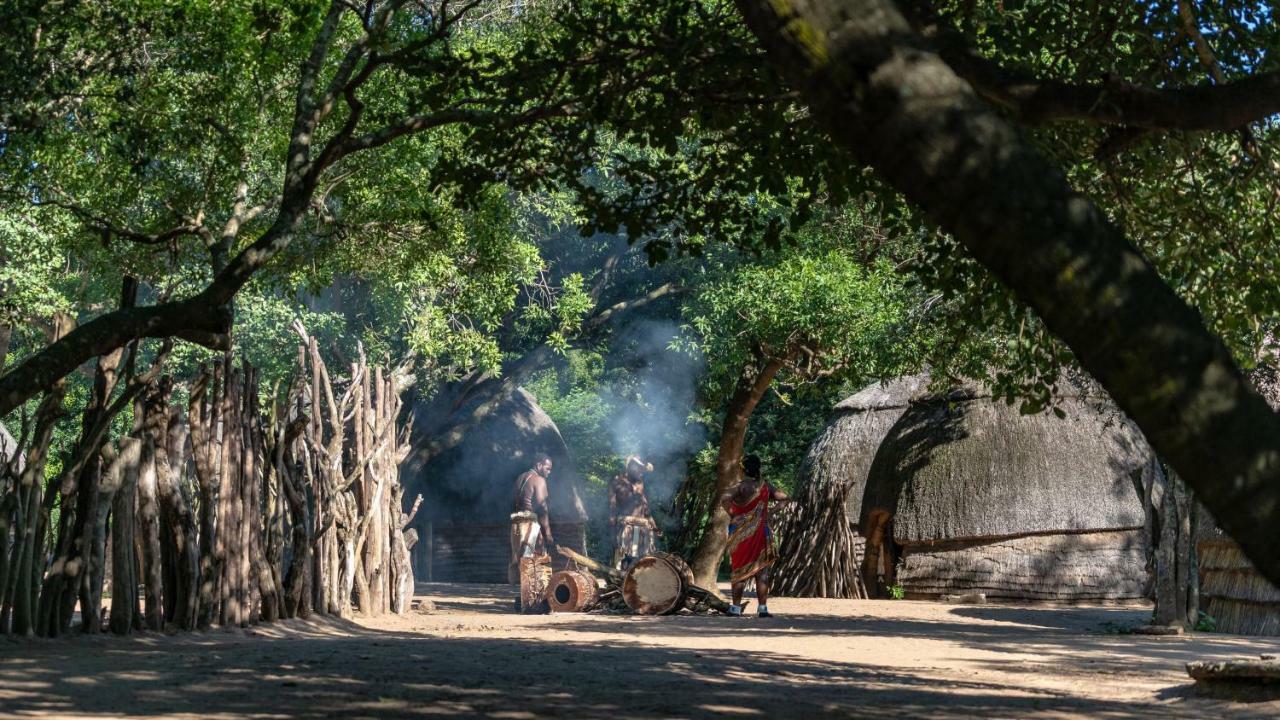 Gooderson Dumazulu Lodge Hluhluwe Exterior photo